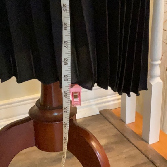 NEW LOOK black pleated midi skirt size 2 petite - Picture 3 of 7